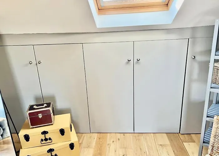 Lovely Two Bed Flat